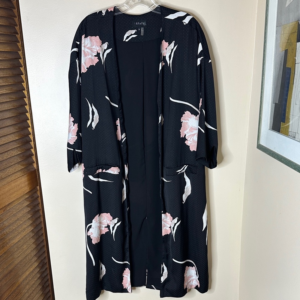 1.STATE Floral Kimono Cardigan
